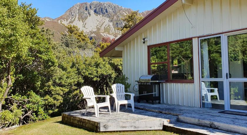 Aoraki Alpine Chalet photo