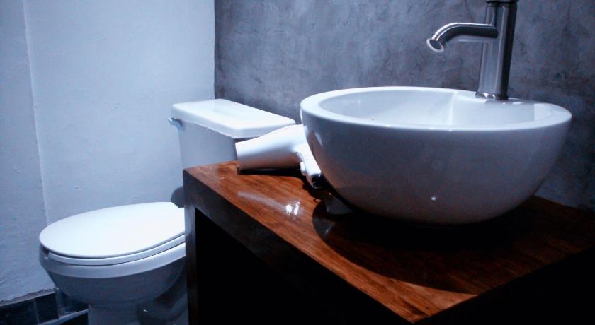 Image of Superior Double Room with Private Bathroom 8