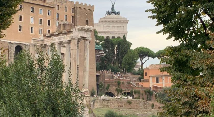 Suites in Rome 2 - Appartament - image 23