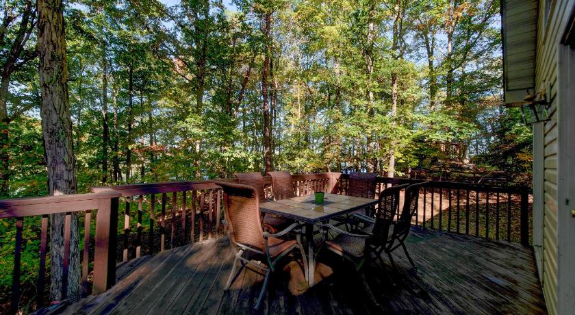 Oak Grove Cottage photo