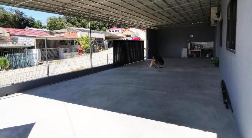Aqua Shelter photo