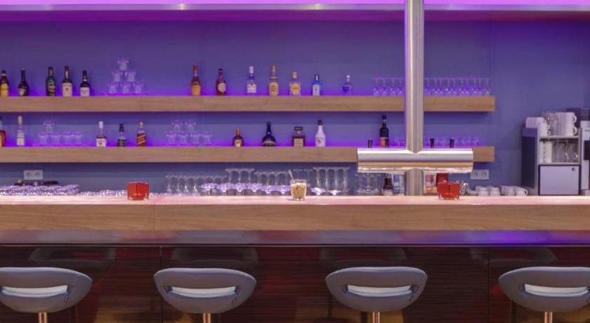 베를린 인터시티호텔 베를린 홉트반호프 (IntercityHotel Berlin Hauptbahnhof) 4성급 호텔 수영장