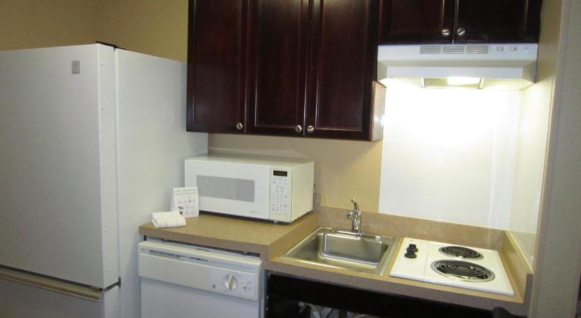 Extended Stay America Suites - Detroit - Auburn Hills - Featherstone Rd.