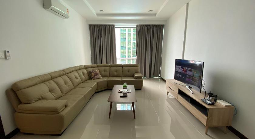 Imperial Suites @ Boulevard Mall - image 13