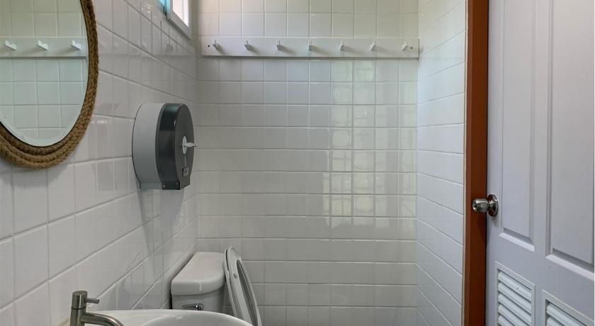 Image of Standard dormitory male 9