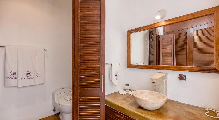 Image of Superior Suite 2