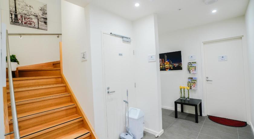 U101 Brunswick Living/APT/CBD/Wi-Fi /tram doorstep photo
