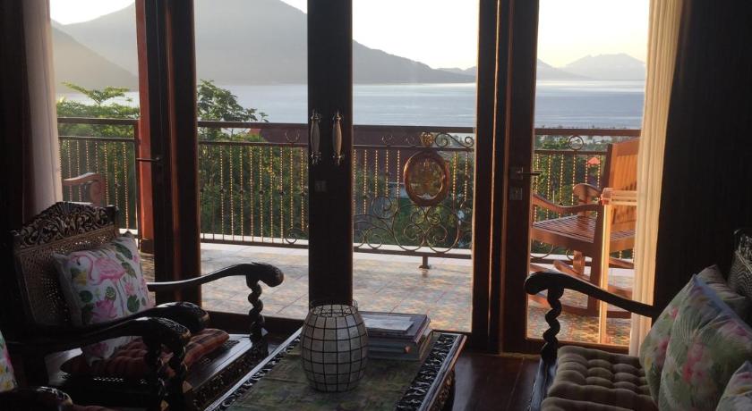 Image of Deluxe Suite with Sea View 4