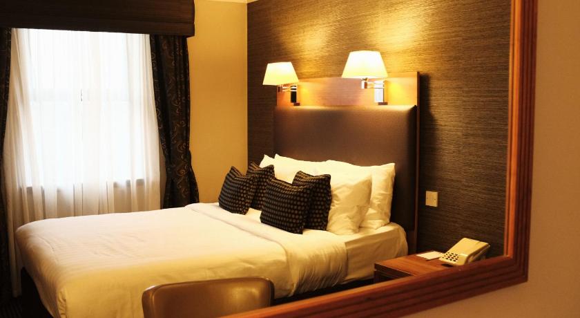 Image of Standard Double Room - Non-Smoking 1