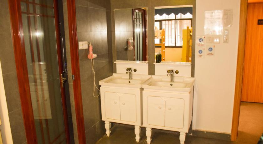 Enjoy Youth Hostel photo