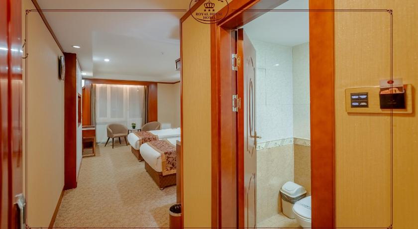 Image of Twin Room 13