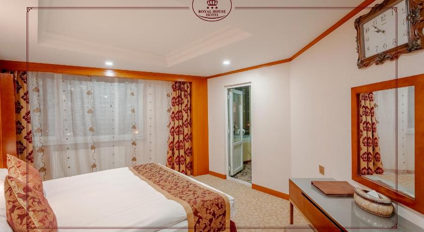 Image of Deluxe Suite 3
