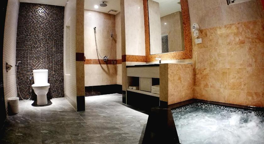 Image of Premium Quadruple Room (Check-in After 21:00) 2