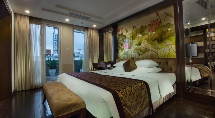 Ảnh của Suite Hạng Tổng Thống (Presidential Suite) 0