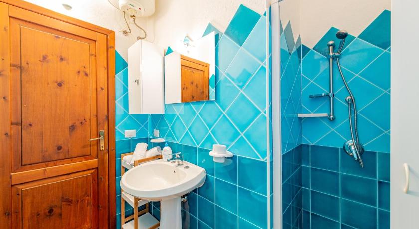 TiLi Apartments via Oristano San Teodoro photo