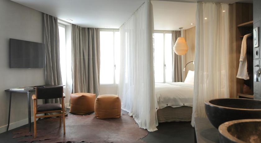 Image of Exception Room 7