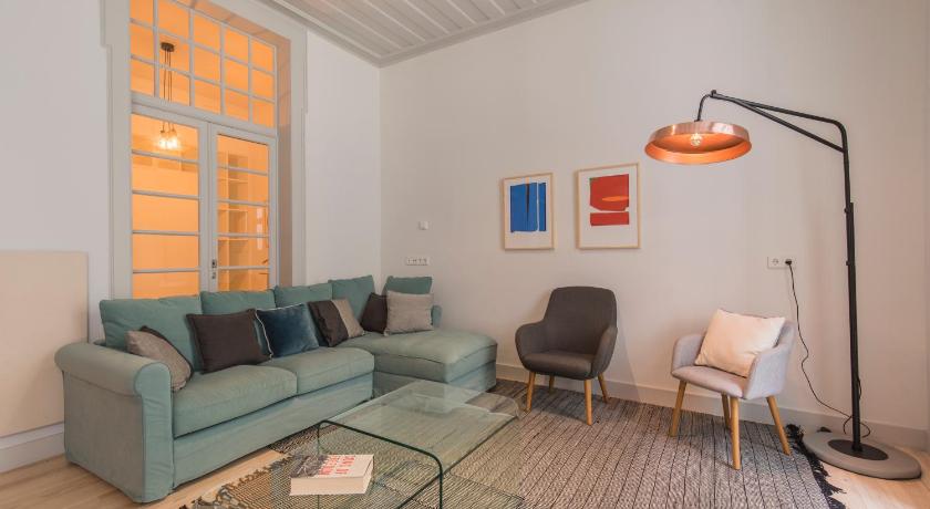 LovelyStay - Charming 3 Bedroom Wonder Downtown photo