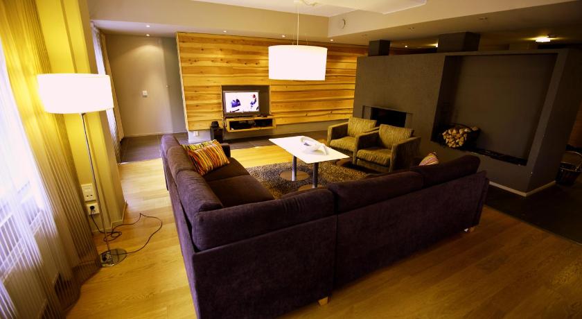 Image of Deluxe Four-Bedroom Apartment 4