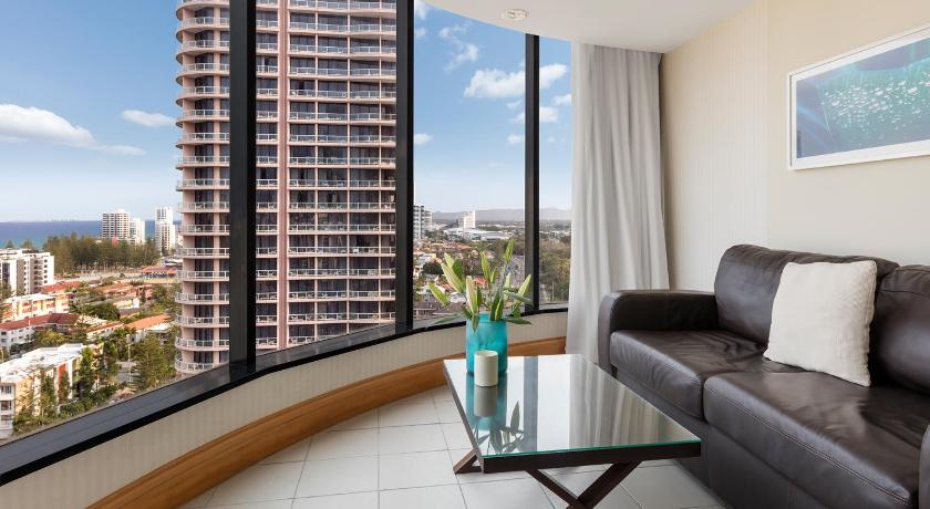 Oaks Gold Coast Hotel Formerly Crowne Plaza Gold Tower 2801 Gold Coast Hwy Gold Coast