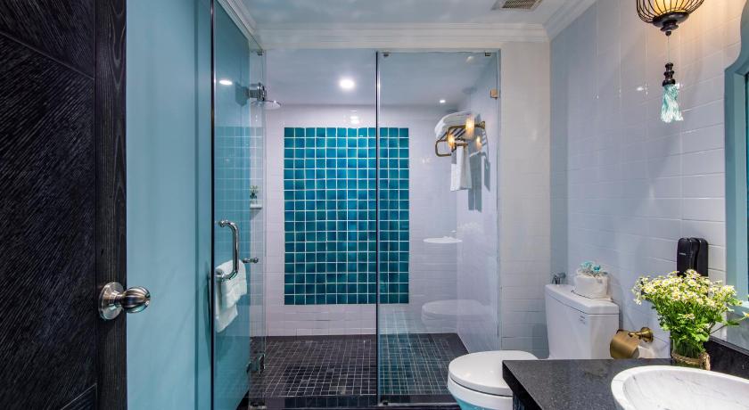 Image of Deluxe Connecting Room 8