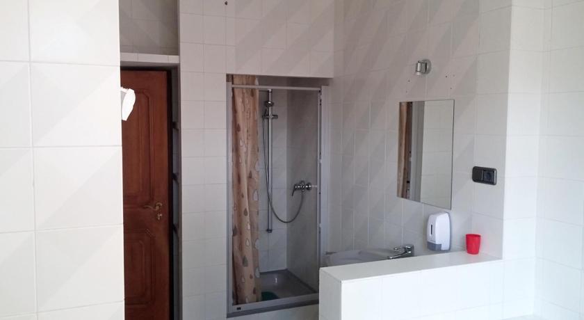 Homfort Hostel photo