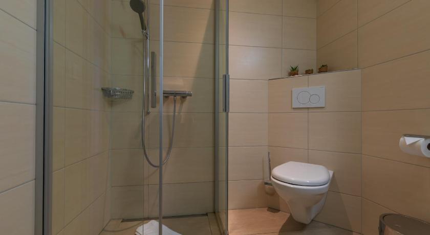 Chalet Gousweid- Monch Apartment photo