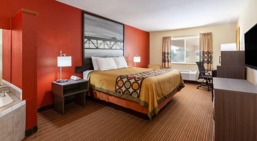 Super 8 By Wyndham Big Rapids