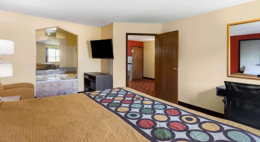 Super 8 By Wyndham Big Rapids