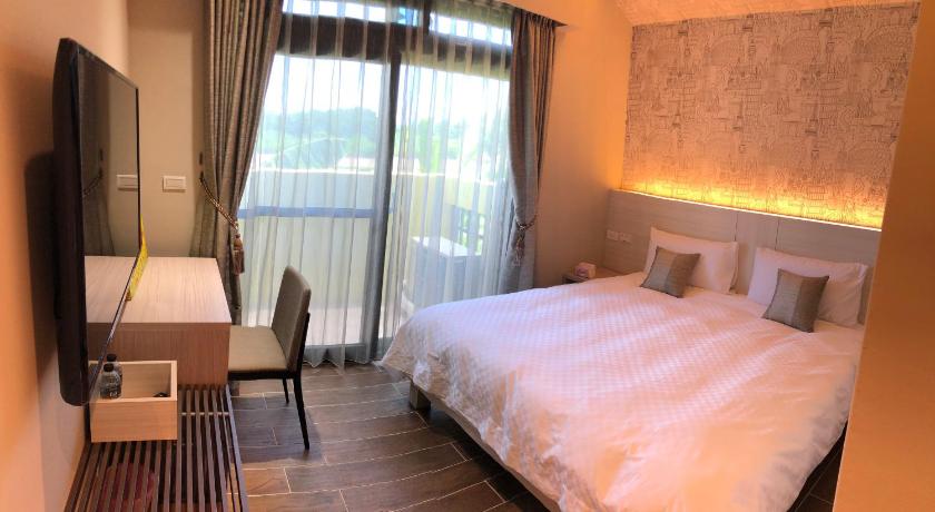 Image of Deluxe Double Room with Balcony 0