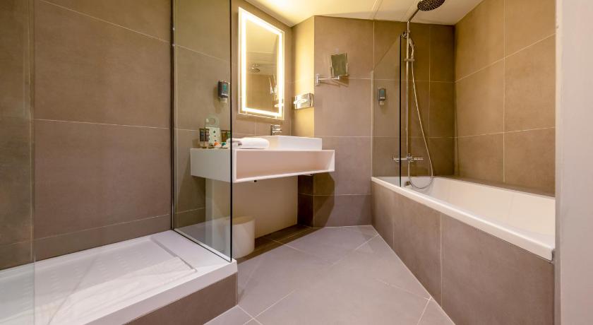 Image of Executive Room-1 Double Bed 11