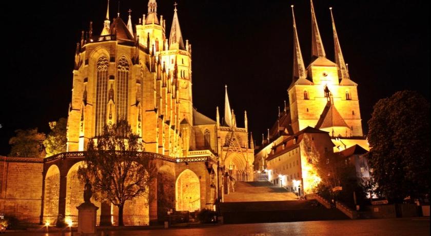 Markthof am Dom photo