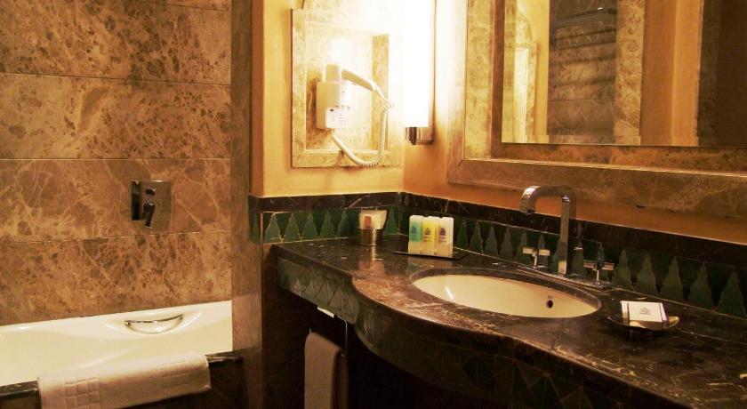Image of Junior Suite 2