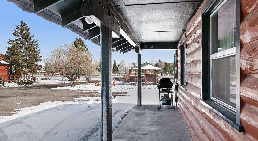 Foothills Lodge and Cabins — Hotel in South Fork (CO)