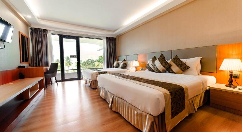 Image of Junior 1-Bedroom Suite 0