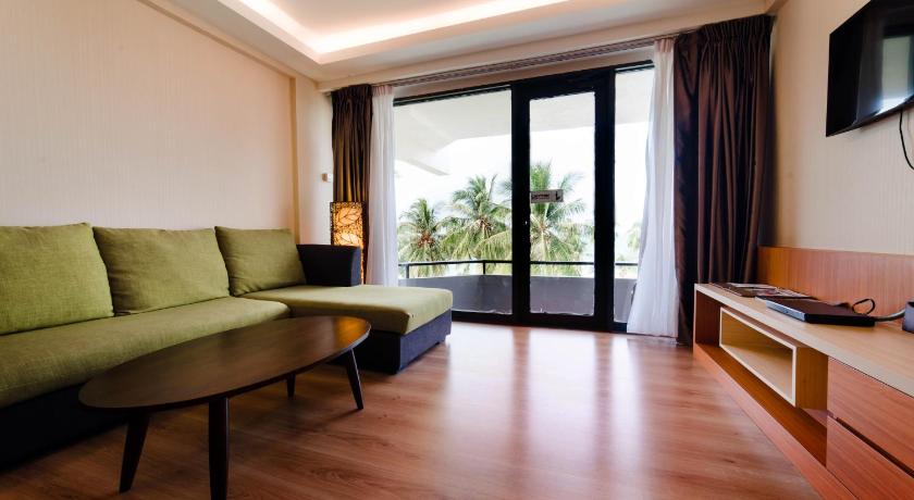 Image of Junior 1-Bedroom Suite 2