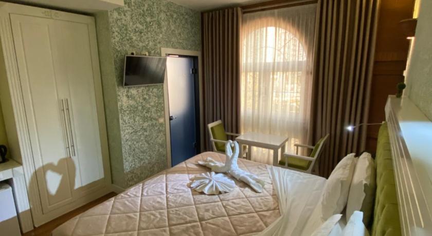The Red Bricks Hotel photo