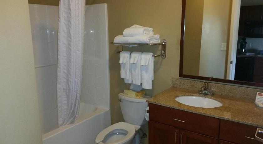 Candlewood Suites Hot Springs