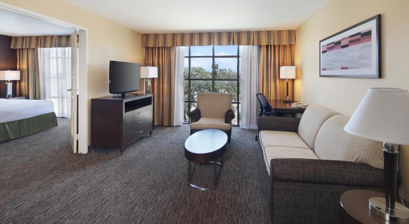 Holiday Inn Hotel & Suites Anaheim