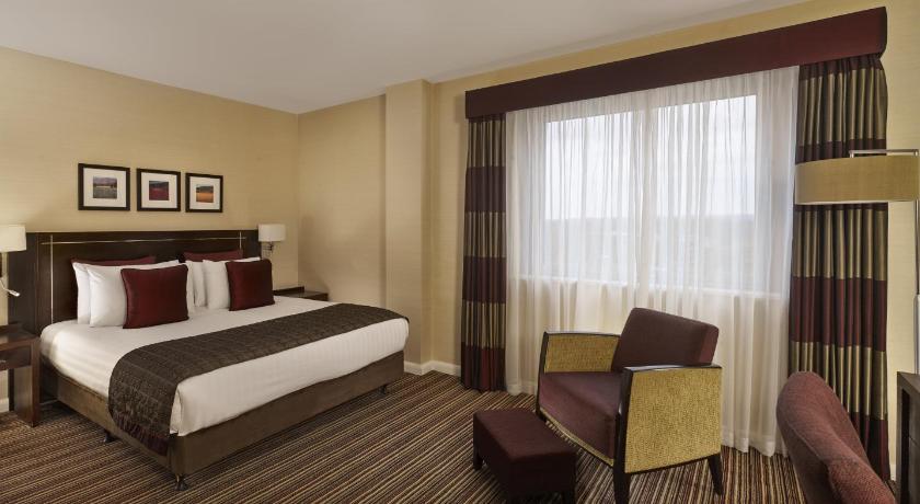 Crowne Plaza London - Gatwick Airport