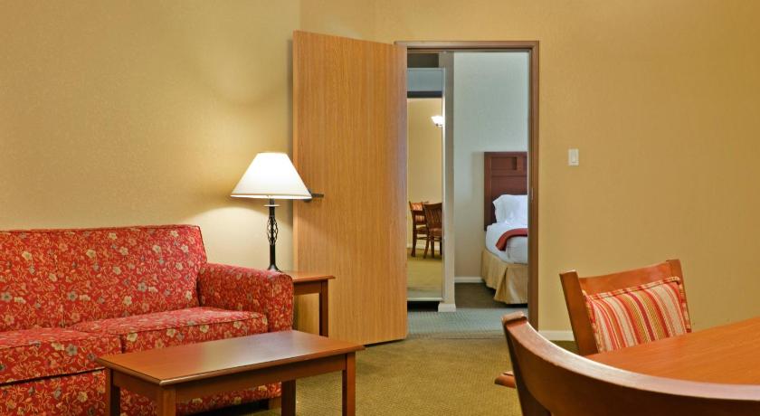 Holiday Inn Express of Salado-Belton