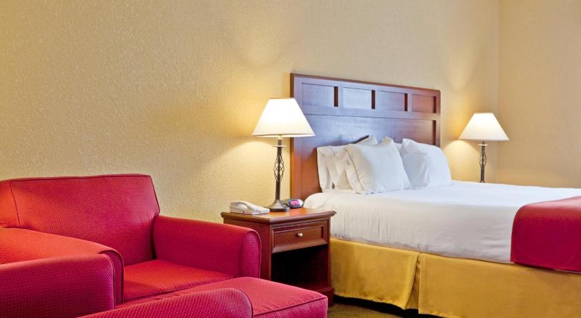 Holiday Inn Express of Salado-Belton