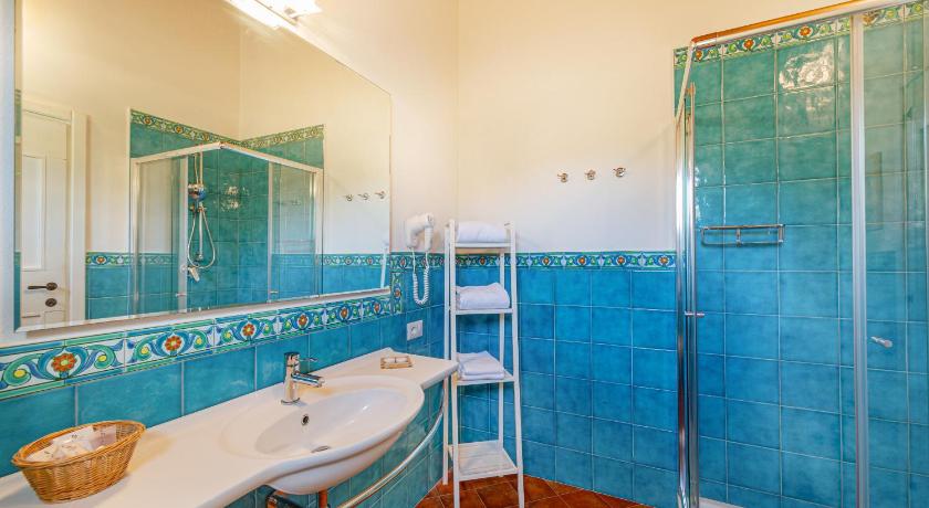 Image of Junior Suite with Balcony 2