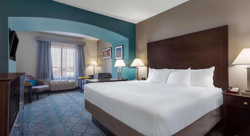 La Quinta Inn & Suites by Wyndham Columbus West - Hilliard