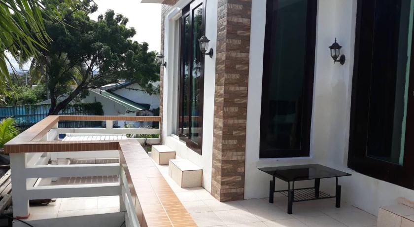 MARNIN'S PLACE - image 6
