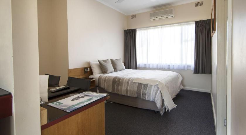 Redhill Cooma Motor Inn photo