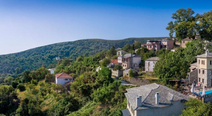 Ξενοδοχείο Πετράδι (Hotel Petradi)