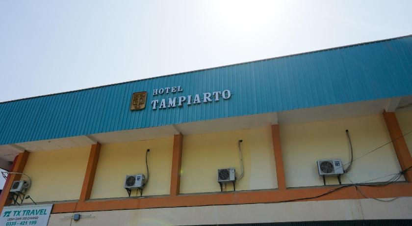 OYO 1652 Hotel Tampiarto