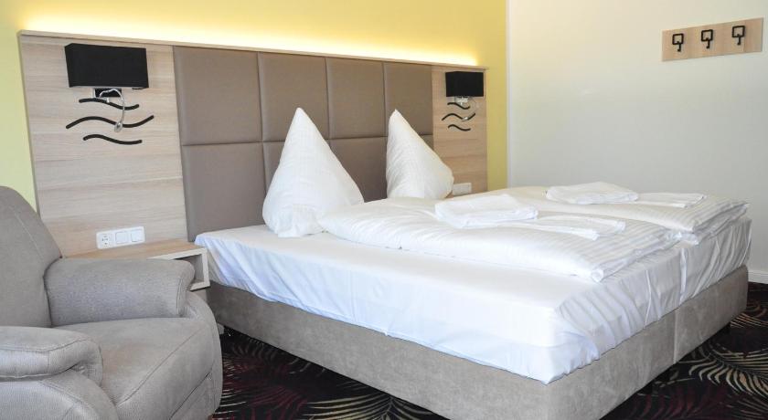 Image of Deluxe Room 4