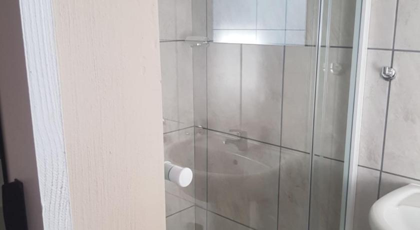 ALIMOP GUESTHOUSE photo
