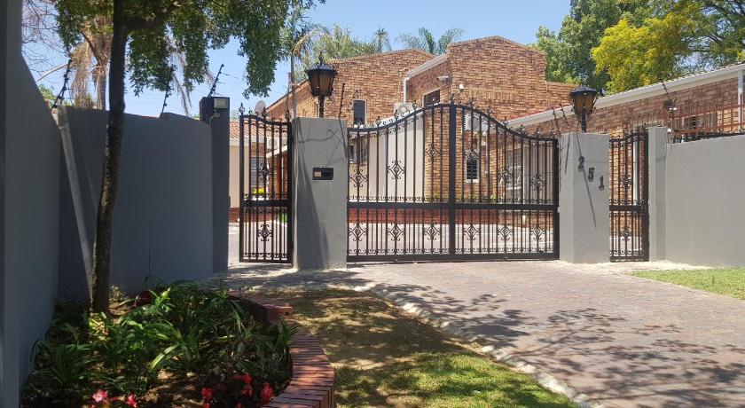 ALIMOP GUESTHOUSE photo